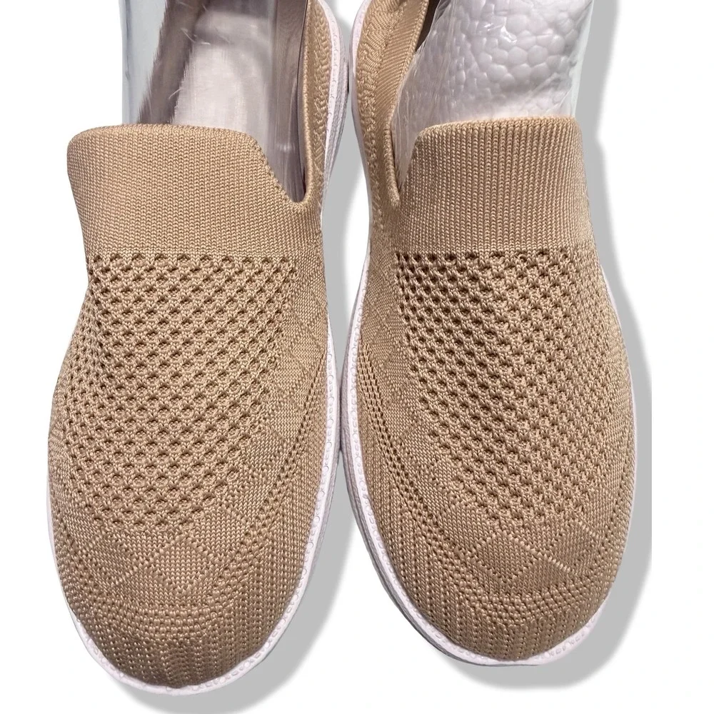 Unbranded Tan Mesh Knit Slip On Sneakers Lightweight Walking Shoes US 10
